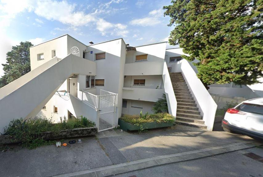 Apartman Liburna Риека Экстерьер фото
